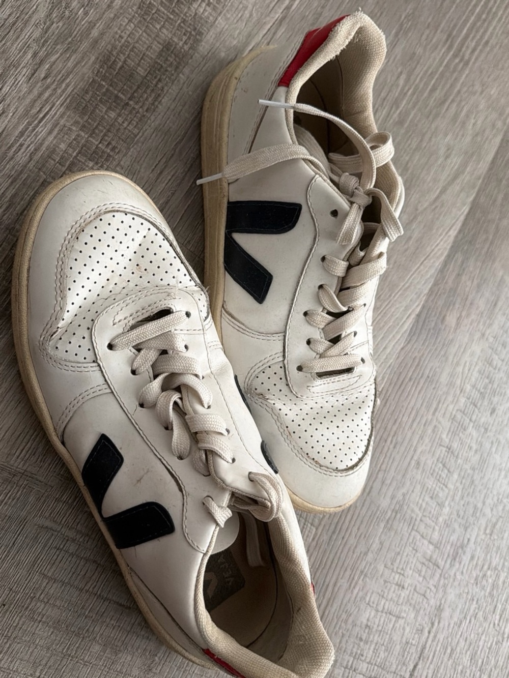 Veja Sneakers